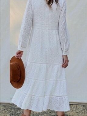 Anthropologie Vienna Tiered White Midi Dress Embroidered size 12  boho